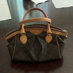 LV authentic